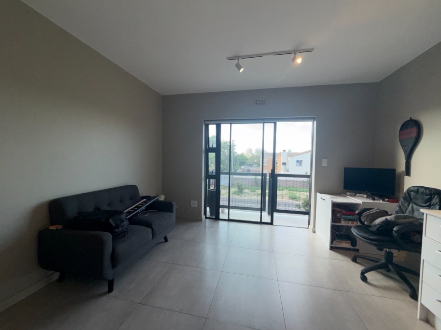  Bedroom Property for Sale in Table View Western Cape